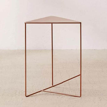 Triangle Metal Side Table – Minimalist Corner Accent Table for Living Room & Bedroom