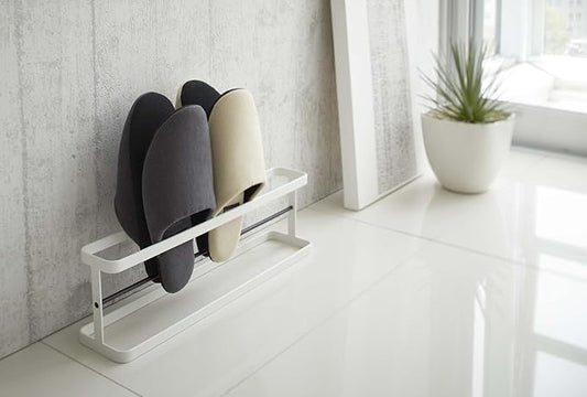 Minimalist Slipper Stand – Modern Indoor Shoe Rack